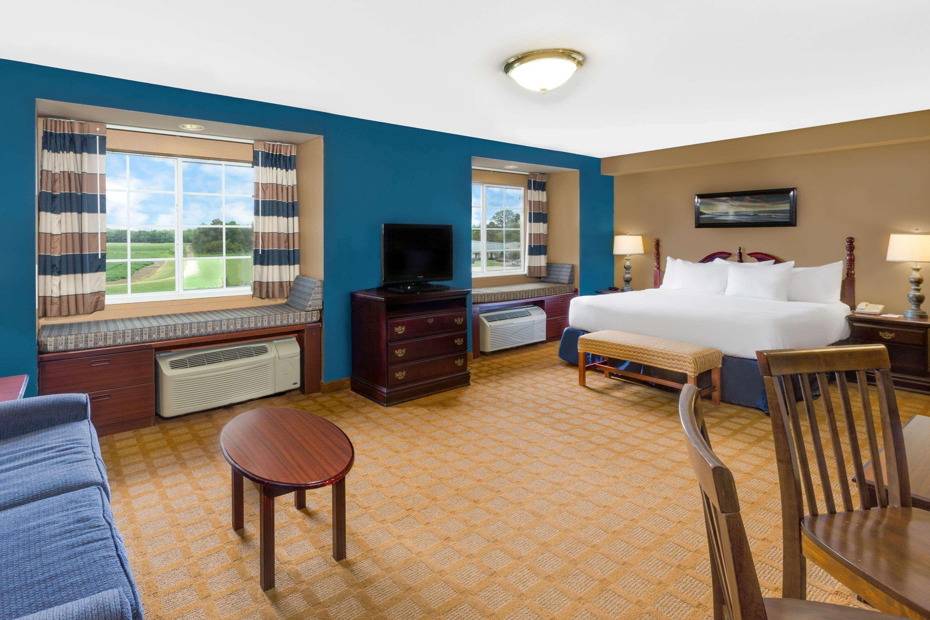 Microtel Inn & Suites By Wyndham Starkville Buitenkant foto